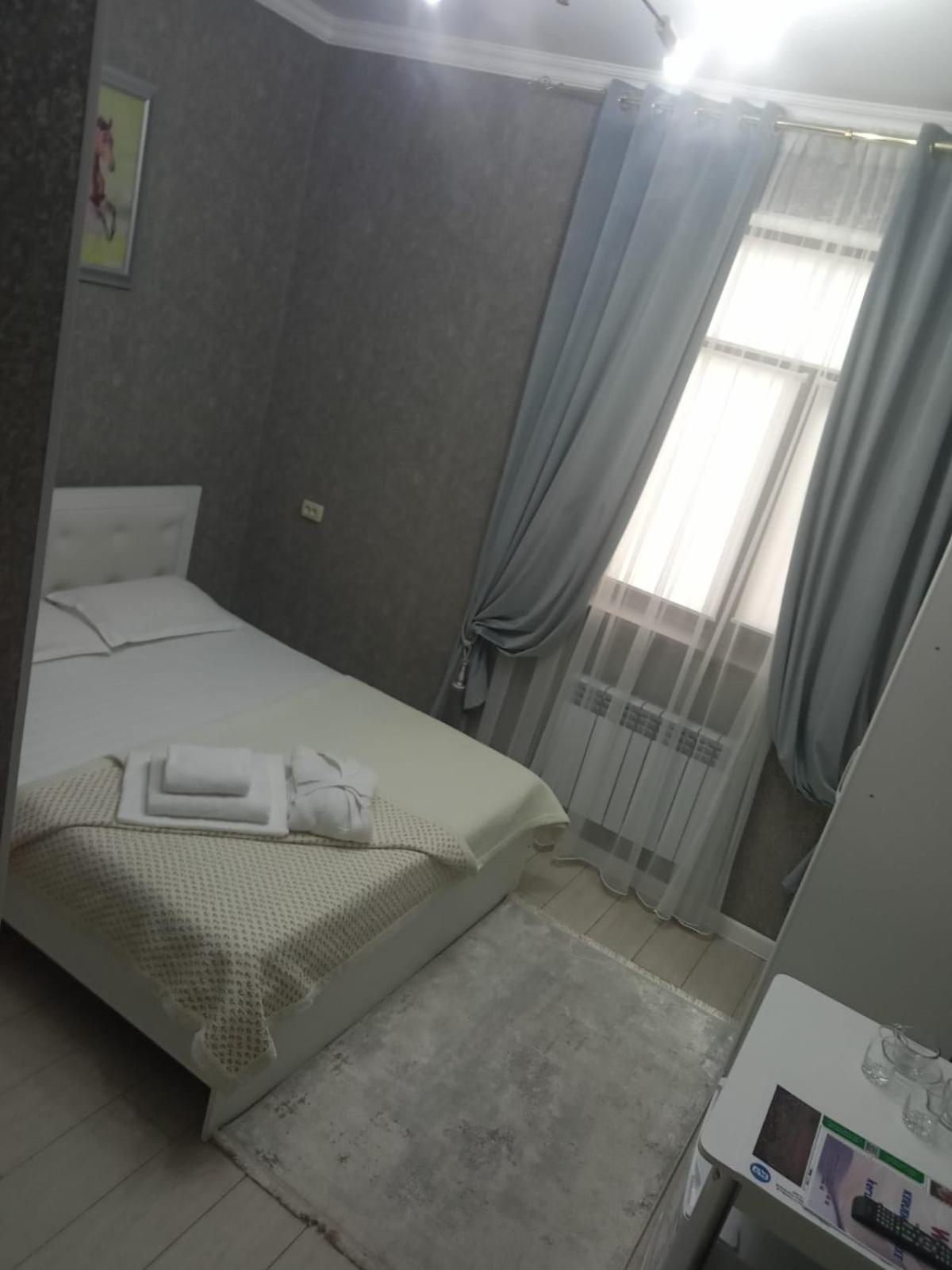 Keruen Deluxe Hotell Taraz Exteriör bild