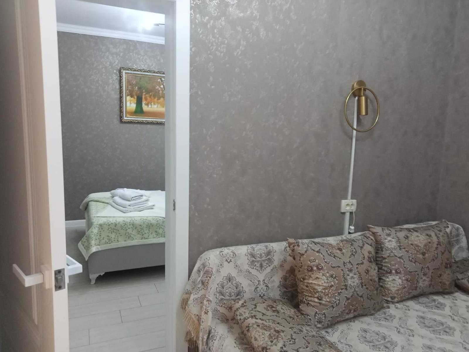Keruen Deluxe Hotell Taraz Exteriör bild